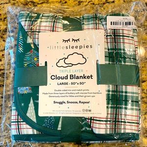 Little sleepies cloud blanket